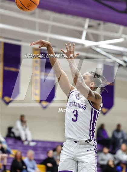 Thumbnail 1 in Knoxville Catholic @ Lipscomb Academy photogallery.