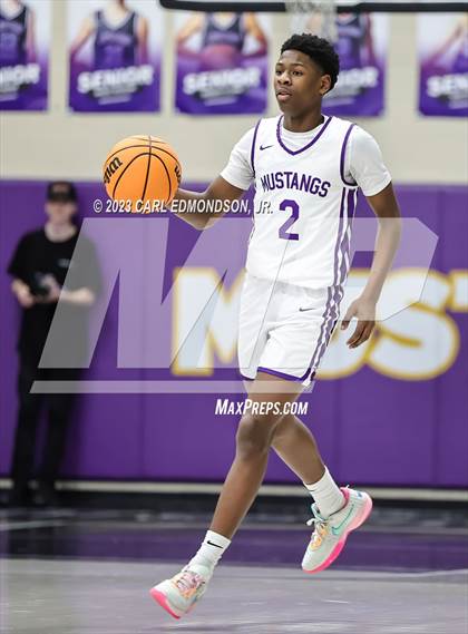 Thumbnail 2 in Knoxville Catholic @ Lipscomb Academy photogallery.