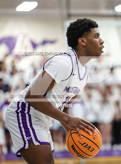 Thumbnail 2 in Knoxville Catholic @ Lipscomb Academy photogallery.