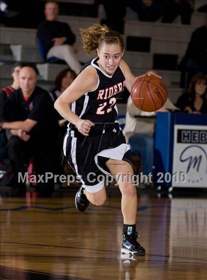 Thumbnail 2 in THESA vs. Hebron photogallery.
