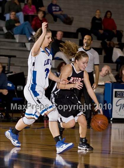 Thumbnail 1 in THESA vs. Hebron photogallery.