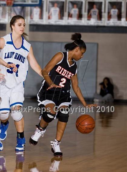 Thumbnail 2 in THESA vs. Hebron photogallery.