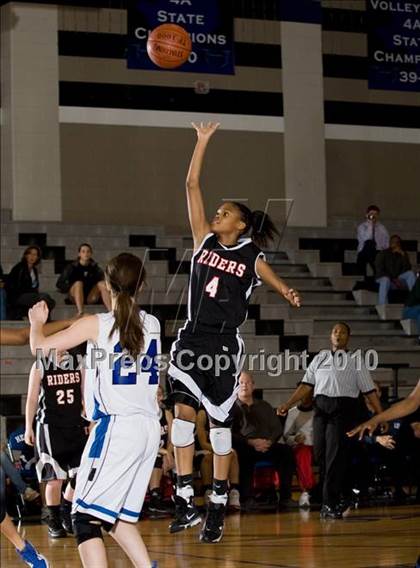 Thumbnail 2 in THESA vs. Hebron photogallery.