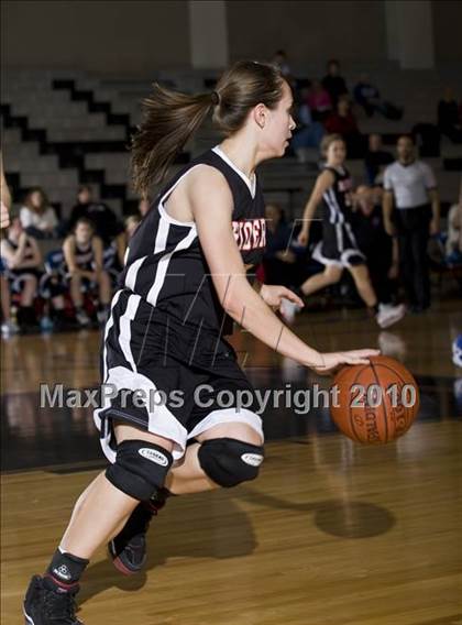 Thumbnail 1 in THESA vs. Hebron photogallery.