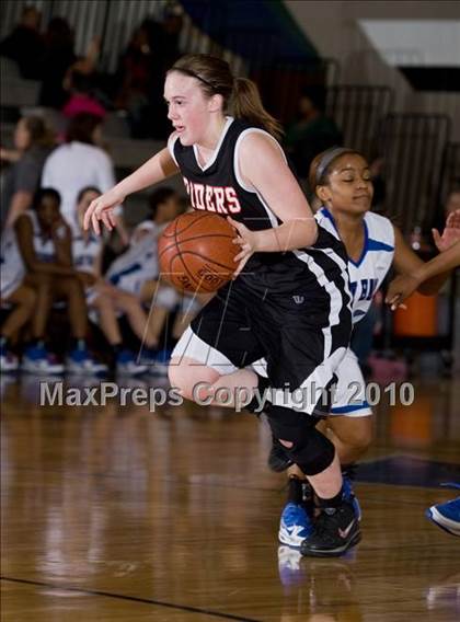 Thumbnail 3 in THESA vs. Hebron photogallery.