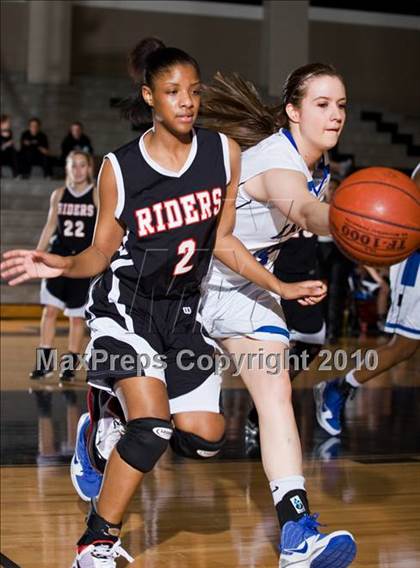 Thumbnail 3 in THESA vs. Hebron photogallery.