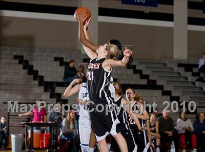 Thumbnail 1 in THESA vs. Hebron photogallery.