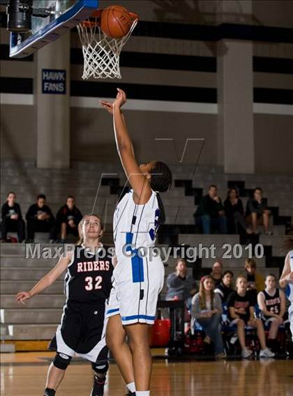 Thumbnail 1 in THESA vs. Hebron photogallery.