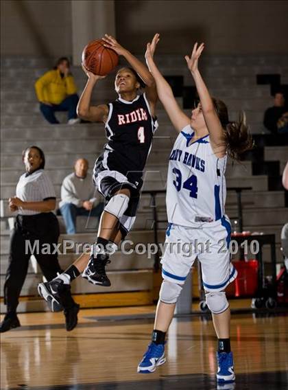 Thumbnail 1 in THESA vs. Hebron photogallery.