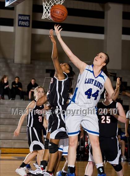 Thumbnail 2 in THESA vs. Hebron photogallery.