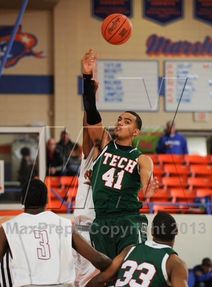 Thumbnail 1 in Ballard vs Indianapolis Arsenal Technical (Marshall County Hoopfest) photogallery.