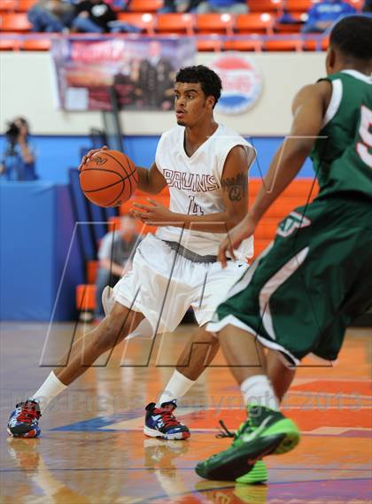 Thumbnail 2 in Ballard vs Indianapolis Arsenal Technical (Marshall County Hoopfest) photogallery.