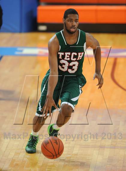 Thumbnail 3 in Ballard vs Indianapolis Arsenal Technical (Marshall County Hoopfest) photogallery.