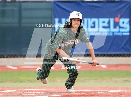 Thumbnail 3 in Canyon vs Crescenta Valley photogallery.