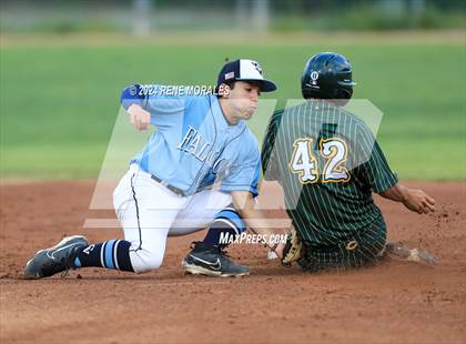 Thumbnail 3 in Canyon vs Crescenta Valley photogallery.