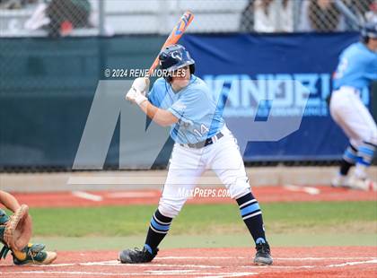 Thumbnail 3 in Canyon vs Crescenta Valley photogallery.