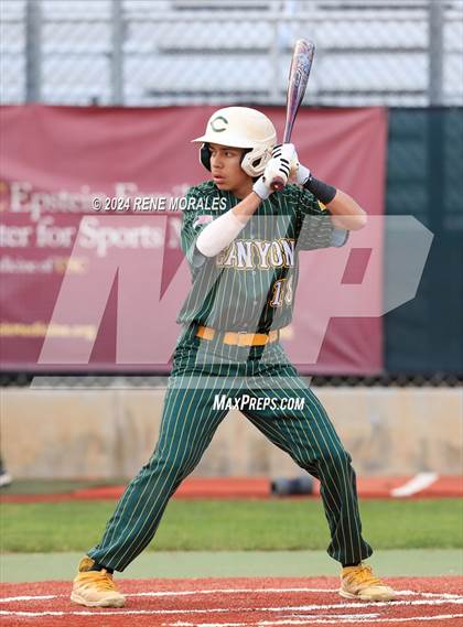 Thumbnail 1 in Canyon vs Crescenta Valley photogallery.
