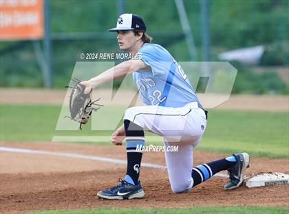 Thumbnail 2 in Canyon vs Crescenta Valley photogallery.