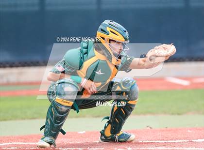 Thumbnail 1 in Canyon vs Crescenta Valley photogallery.