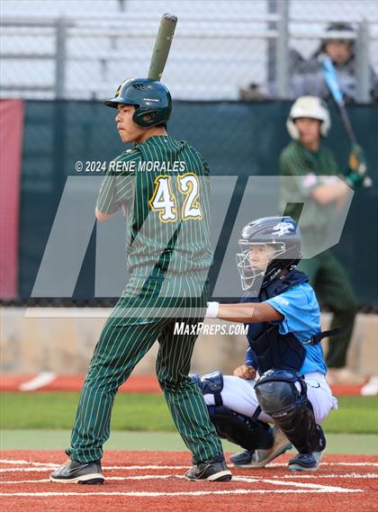 Thumbnail 3 in Canyon vs Crescenta Valley photogallery.