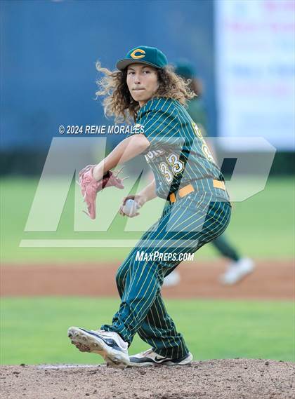 Thumbnail 2 in Canyon vs Crescenta Valley photogallery.