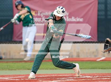 Thumbnail 2 in Canyon vs Crescenta Valley photogallery.