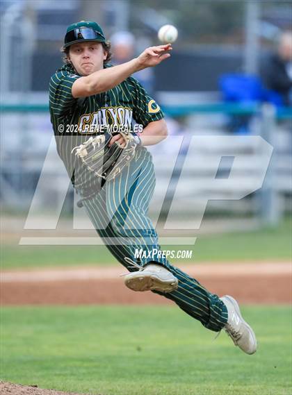 Thumbnail 1 in Canyon vs Crescenta Valley photogallery.