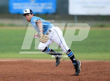 Thumbnail 2 in Canyon vs Crescenta Valley photogallery.