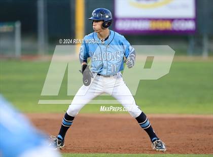 Thumbnail 3 in Canyon vs Crescenta Valley photogallery.