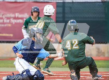Thumbnail 3 in Canyon vs Crescenta Valley photogallery.