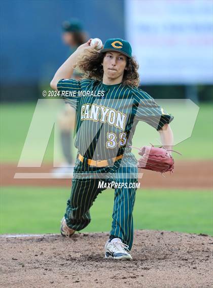 Thumbnail 1 in Canyon vs Crescenta Valley photogallery.