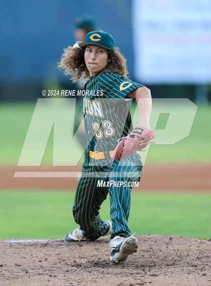 Thumbnail 3 in Canyon vs Crescenta Valley photogallery.