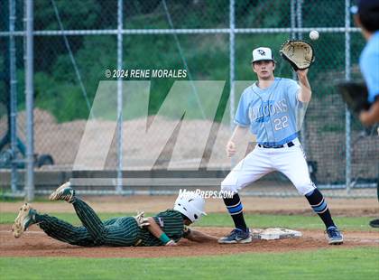 Thumbnail 2 in Canyon vs Crescenta Valley photogallery.