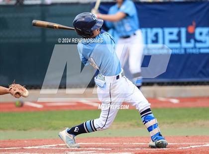 Thumbnail 2 in Canyon vs Crescenta Valley photogallery.