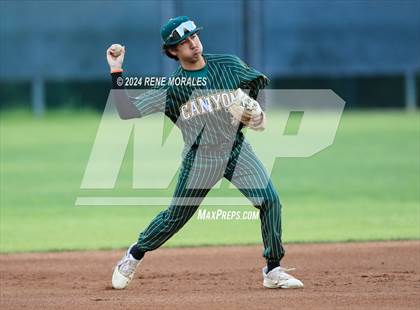 Thumbnail 1 in Canyon vs Crescenta Valley photogallery.