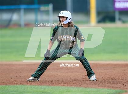 Thumbnail 1 in Canyon vs Crescenta Valley photogallery.
