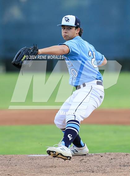 Thumbnail 1 in Canyon vs Crescenta Valley photogallery.