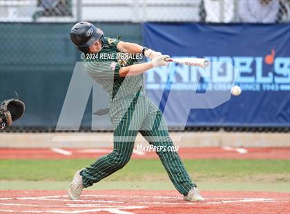 Thumbnail 2 in Canyon vs Crescenta Valley photogallery.