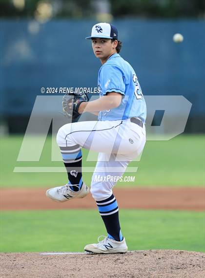 Thumbnail 1 in Canyon vs Crescenta Valley photogallery.