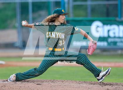 Thumbnail 3 in Canyon vs Crescenta Valley photogallery.
