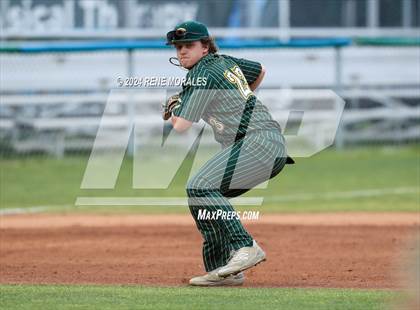 Thumbnail 3 in Canyon vs Crescenta Valley photogallery.