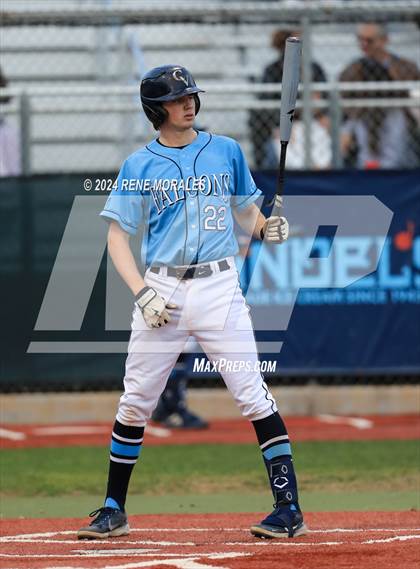Thumbnail 2 in Canyon vs Crescenta Valley photogallery.