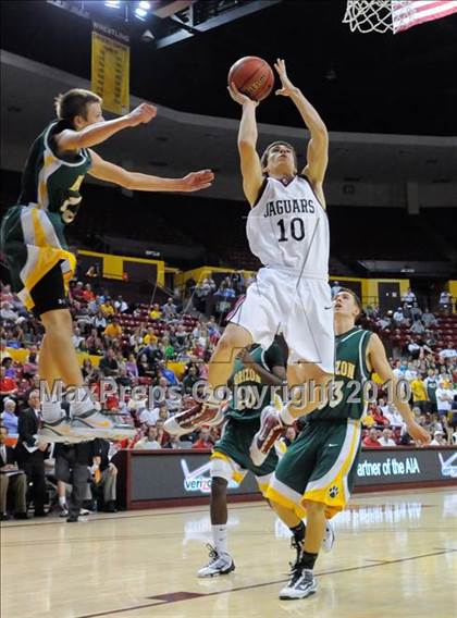 Thumbnail 1 in Boulder Creek vs. Horizon (AIA 5A-II State Tournament) photogallery.