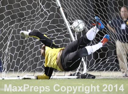 Thumbnail 3 in Marquez vs. Canoga Park (CIF L.A. City Section D2 Final) photogallery.