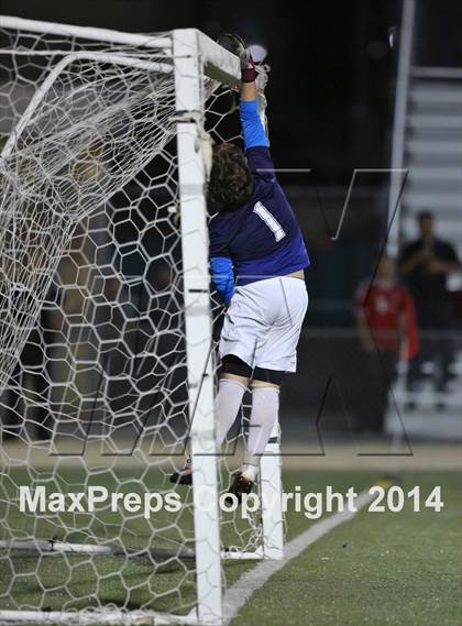 Thumbnail 2 in Marquez vs. Canoga Park (CIF L.A. City Section D2 Final) photogallery.