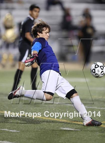 Thumbnail 2 in Marquez vs. Canoga Park (CIF L.A. City Section D2 Final) photogallery.