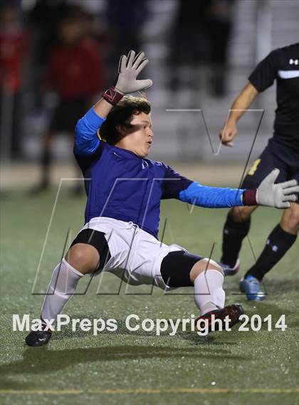 Thumbnail 2 in Marquez vs. Canoga Park (CIF L.A. City Section D2 Final) photogallery.