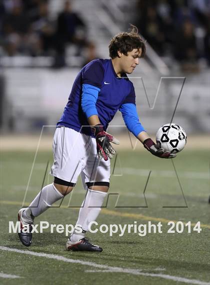 Thumbnail 1 in Marquez vs. Canoga Park (CIF L.A. City Section D2 Final) photogallery.