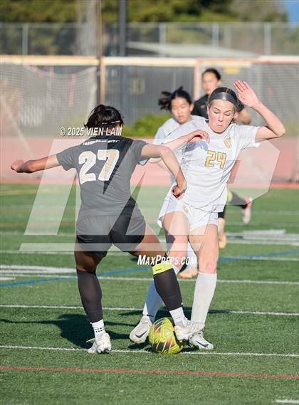 Thumbnail 2 in Bishop O'Dowd @ Archbishop Mitty (CIF NorCal Division 1 Semifinal) photogallery.