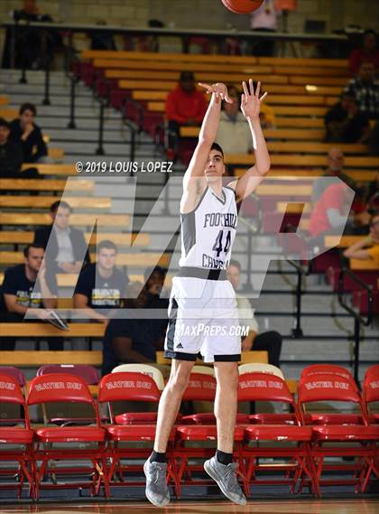 Thumbnail 1 in Foothills Christian vs. Orange Lutheran (Nike Extravaganza) photogallery.